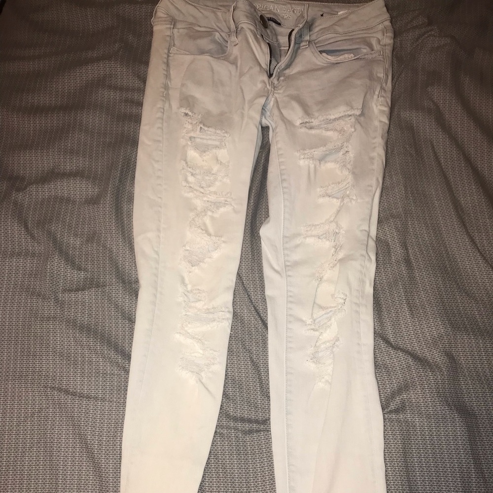 american eagle ripped skinny jeans - Picture 2 of 6